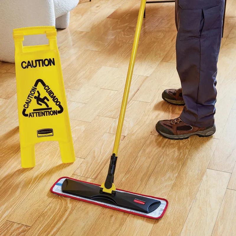 Hygen™ Mop Frame 18 IN Black Resin Quick Connect 1/Each