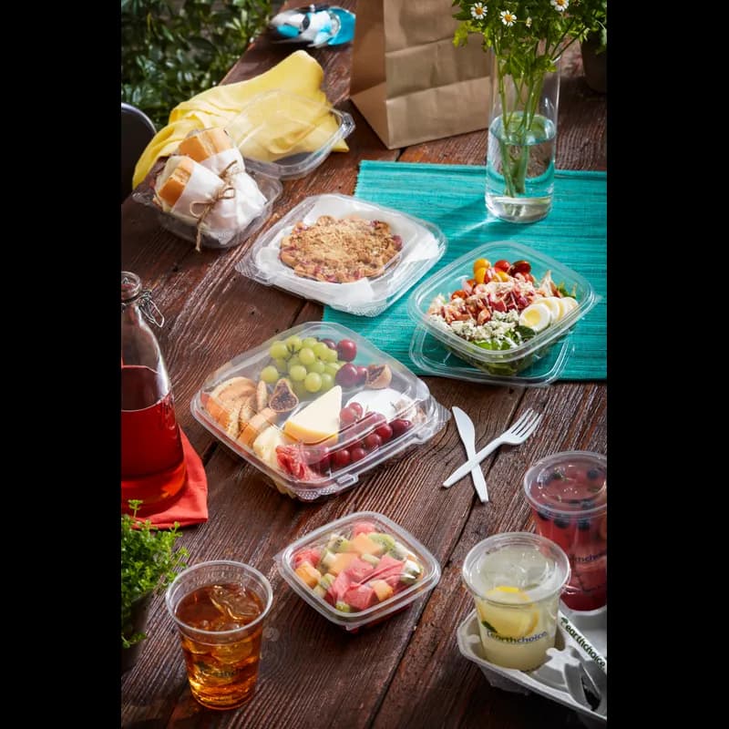 Clear Advantage® Take-Out Container Hinged With Dome Lid 6X5.25X3 IN RPET Clear Rectangle 400/Case