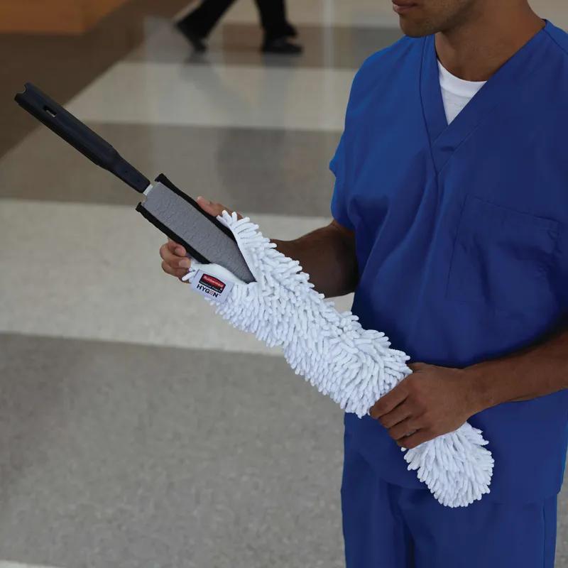 Hygen™ Dusting Wand & Duster 29 IN Microfiber White Quick Connect Flexi Wand 6/Case