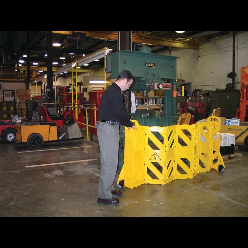 Belt Barrier 23.5X13X40 IN Yellow Resin Mobile 1/Each