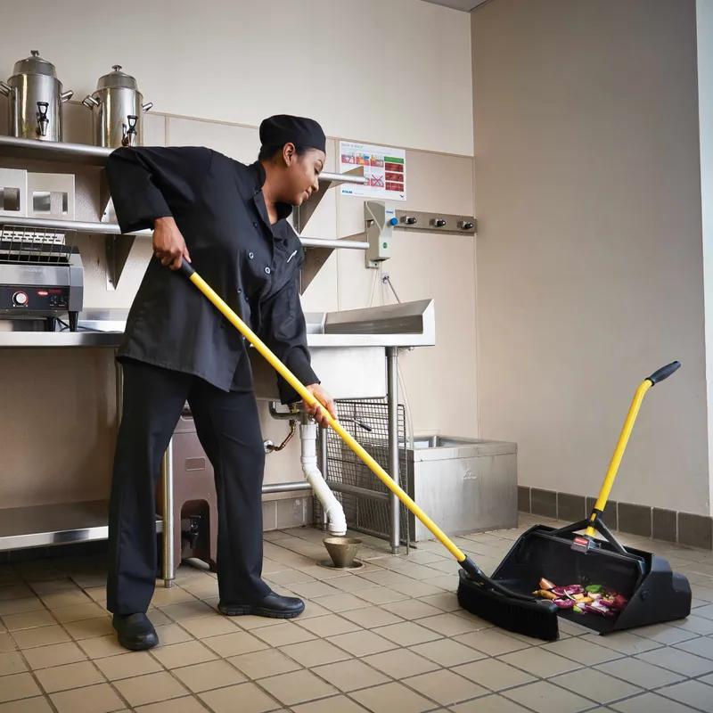 Maximizer™ Dust Pan Black Yellow Plastic Heavy Duty Oversized 1/Each