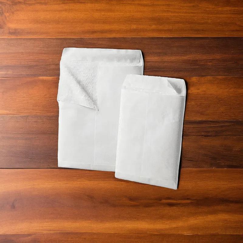 Bubble Mailer White Tyvek® #13 1/2 Square Flap Redi-Strip Adhesive Closure 25/Box