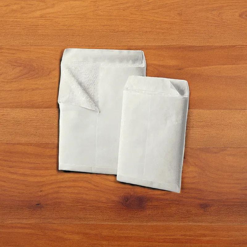 Bubble Mailer White Tyvek® #13 1/2 Square Flap Redi-Strip Adhesive Closure 25/Box