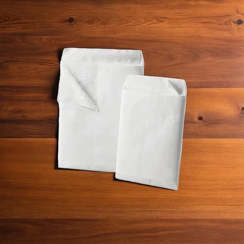 Bubble Mailer White Tyvek® #13 1/2 Square Flap Redi-Strip Adhesive Closure 25/Box