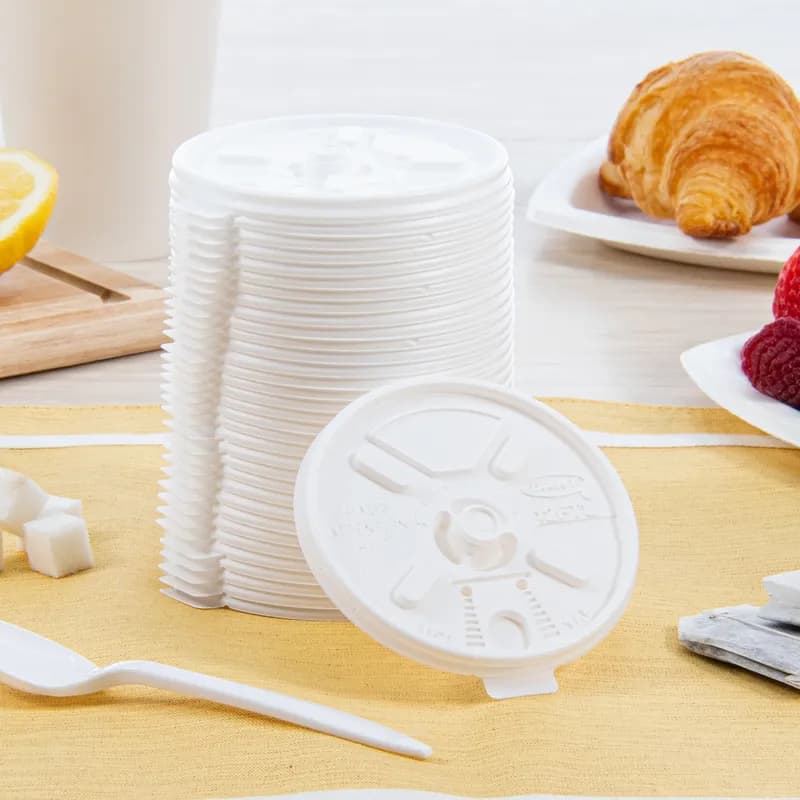 Dart® Lid Flat 3.57X0.39 IN HIPS White For 6-12 OZ Hot Cup Lock Tab Sip Through Lift Back 100 Count/Pack 10 Packs/Case