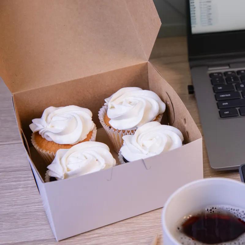 Bakery Box 6X6X3 IN Clay-Coated Kraft Board White Kraft Square Lock Corner Tuck Top 250/Bundle