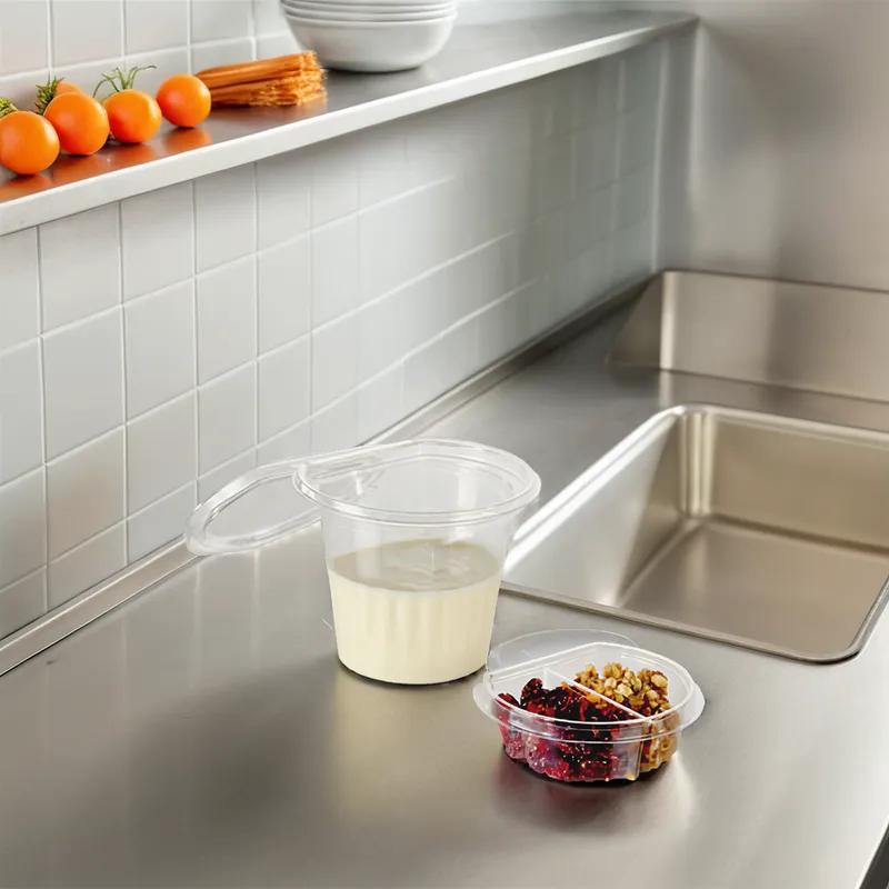 Fresh N' Sealed® Take-Out Container Insert 4 OZ 4X3X1 IN 2 Compartment PET Clear Round 1440/Case