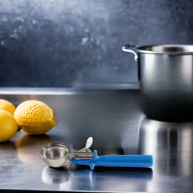 Ice Cream Disher Size 16 2 OZ 18/8 Stainless Steel Blue 1/Each