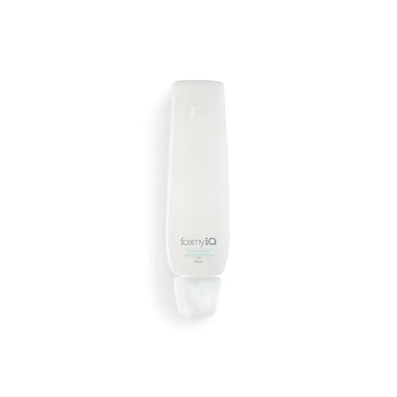 foamyiQ® Eucalyptus Mint Sanitizing Handwash RTU 1250 mL Colorless 4/Case