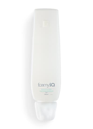 foamyiQ® Eucalyptus Mint Sanitizing Handwash RTU 1250 mL Colorless 4/Case