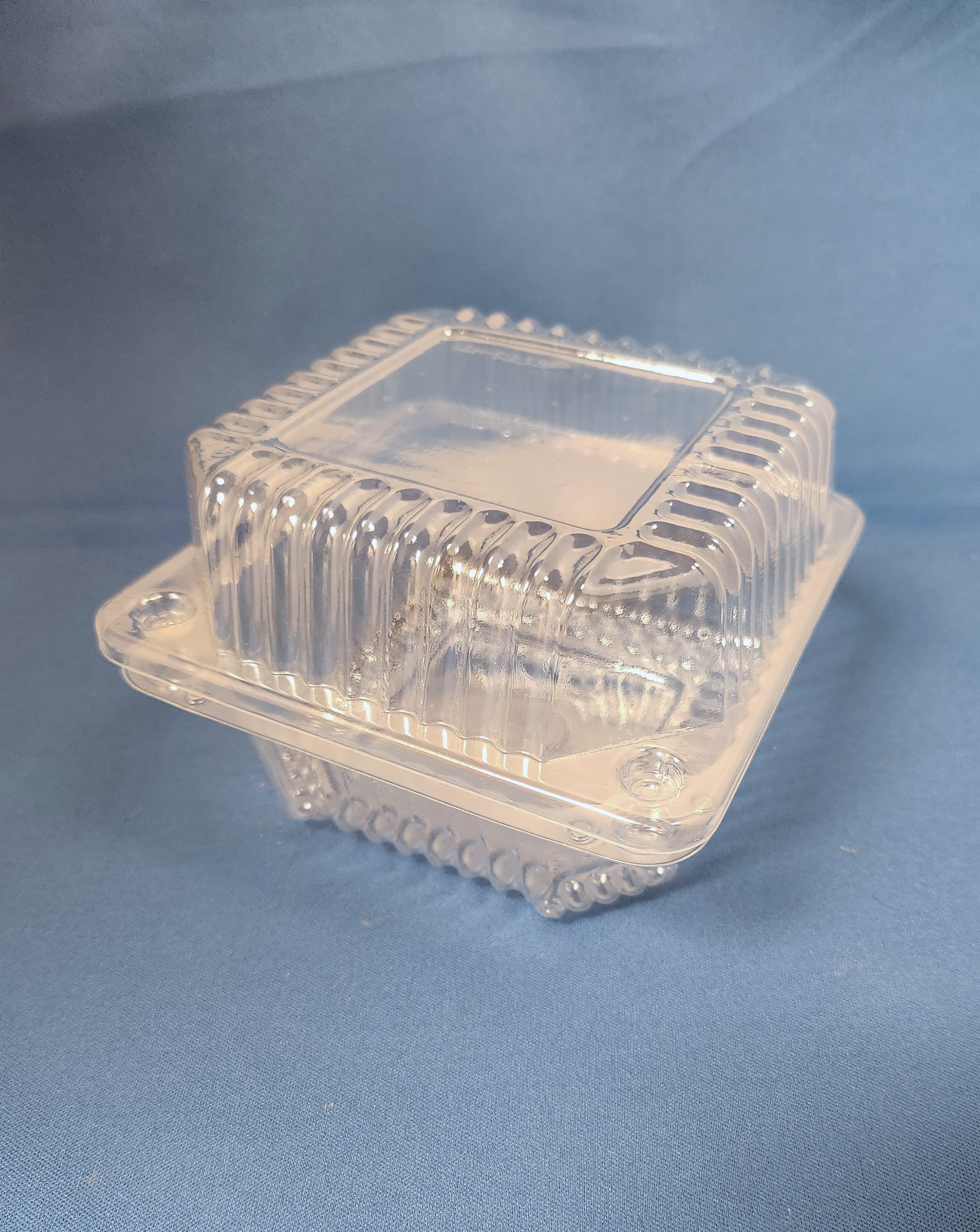 Bakery Hinged Container With Dome Lid 5X5 IN OPS Clear Square Deep 500/Case