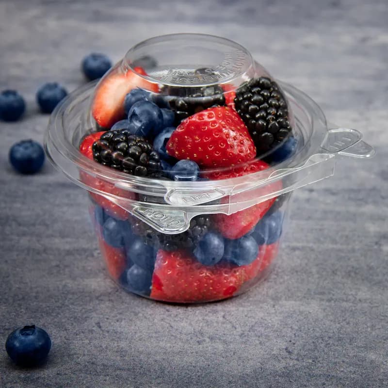 Dart® Safeseal™ Snack Deli Container Hinged With Dome Lid 8 OZ PET Clear 68 Count/Pack 4 Packs/Case 272 Count/Case