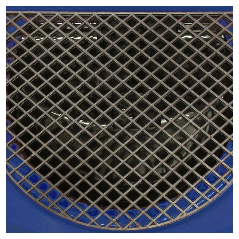 Professional SureSpread Pretreat and De-ice solutions Salt & Ice Melt Spreader 80 LB With Baffles Cover 1/Each